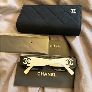 CHANEL 5525 Black and White CC Logo Rectangular Sunglasses